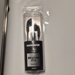 Magnavox Black Earphones